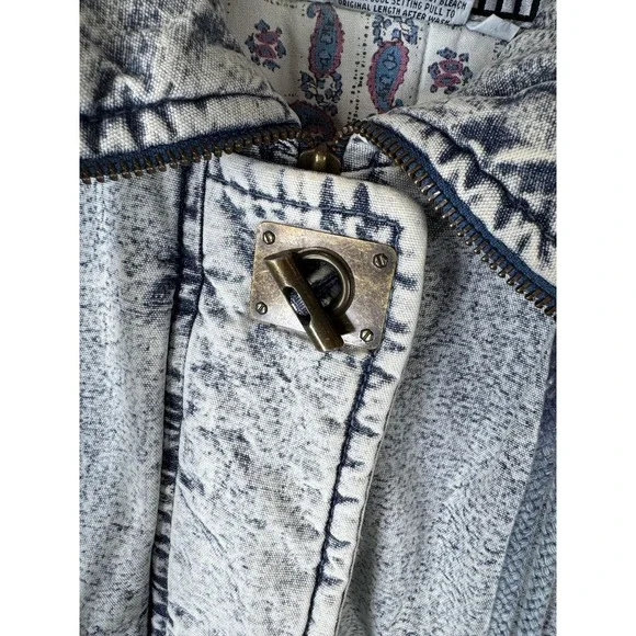 Vintage East West Jacket Womens Small Blue Denim Acid Wash Quilted Pockets 90s - Picture 8 of 16